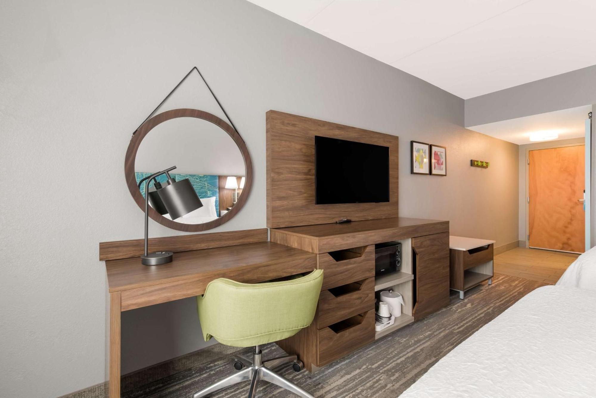Hampton Inn & Suites Charlotte-Airport Eksteriør bilde