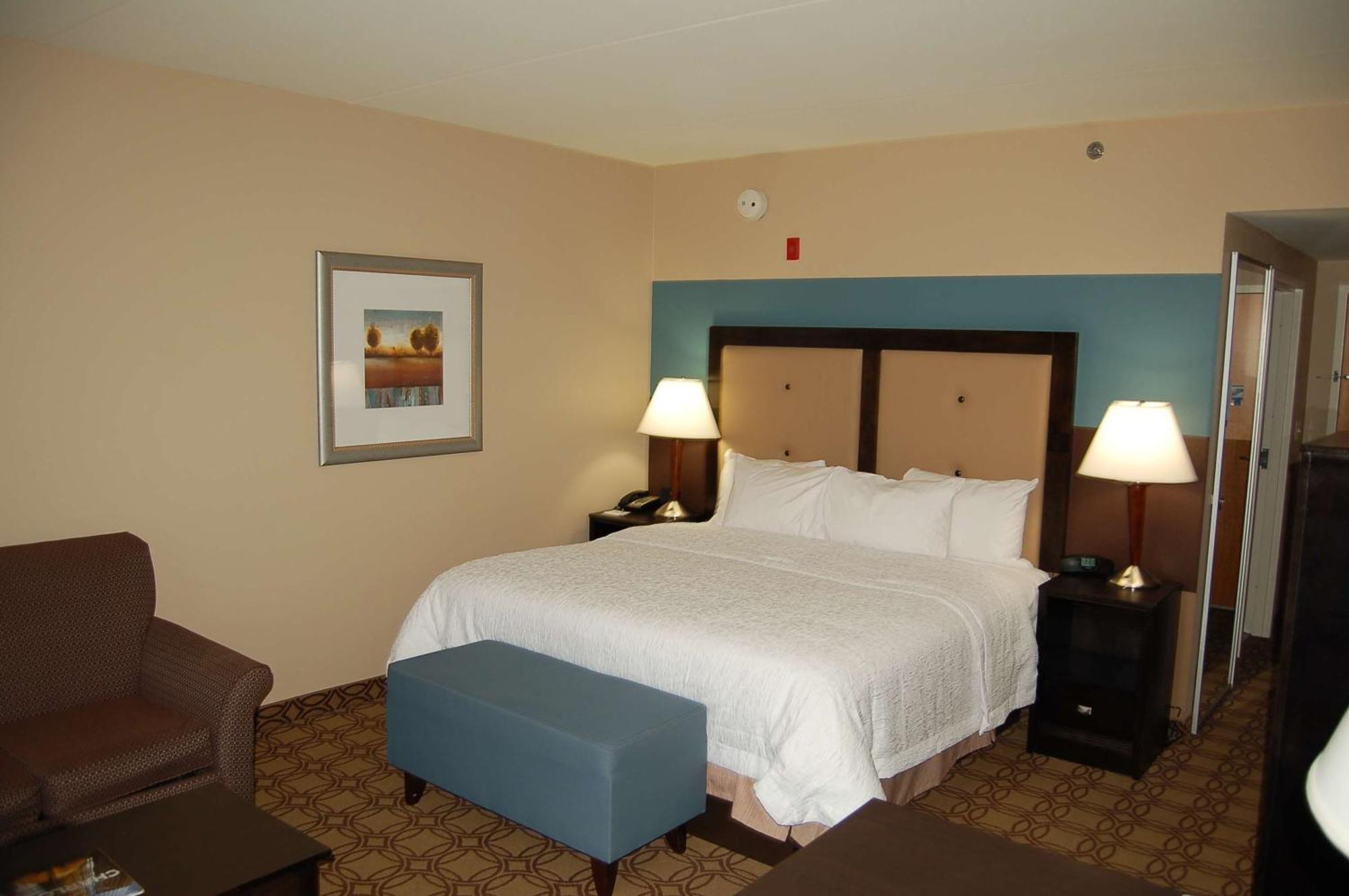 Hampton Inn & Suites Charlotte-Airport Eksteriør bilde