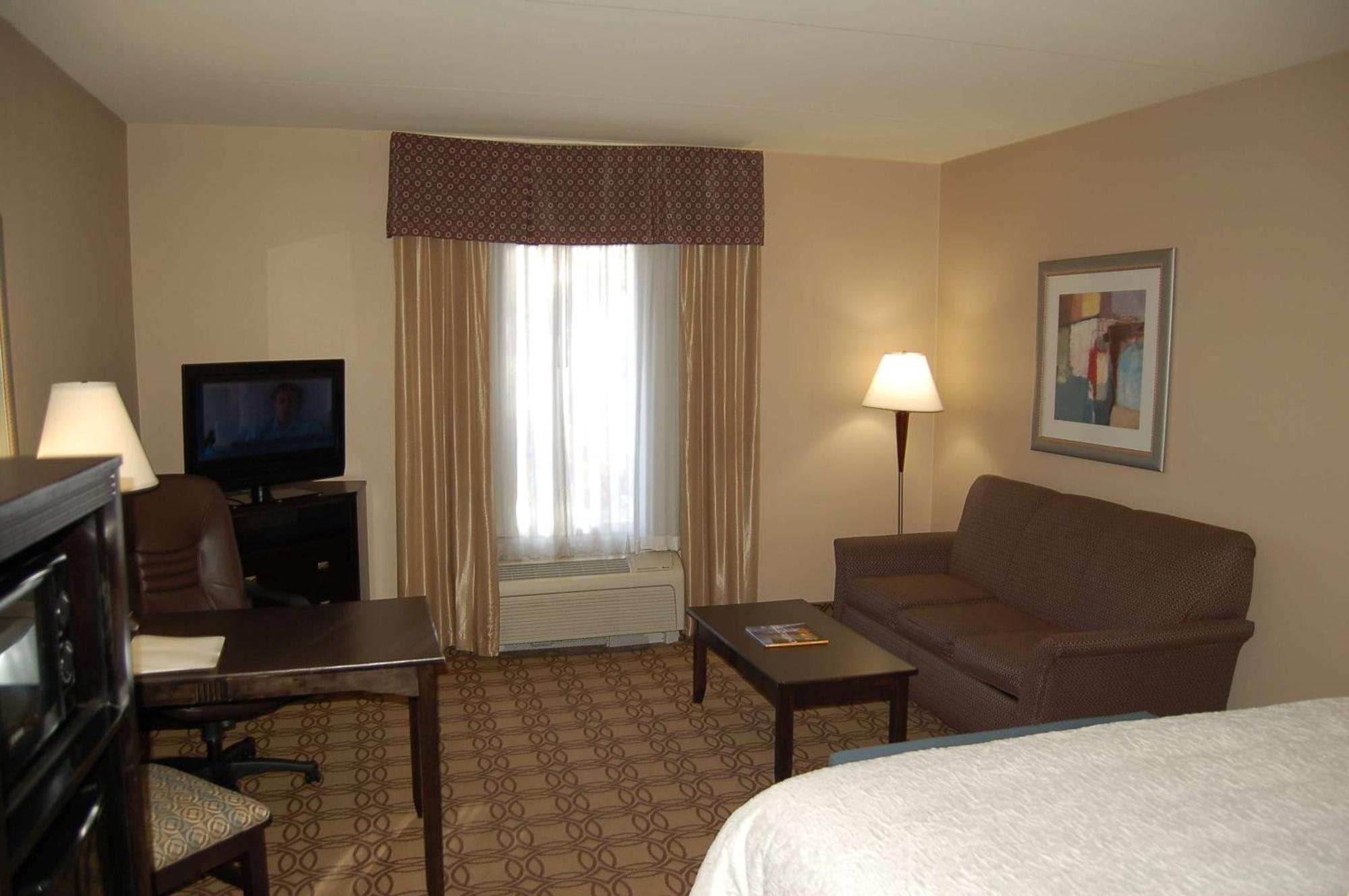 Hampton Inn & Suites Charlotte-Airport Eksteriør bilde