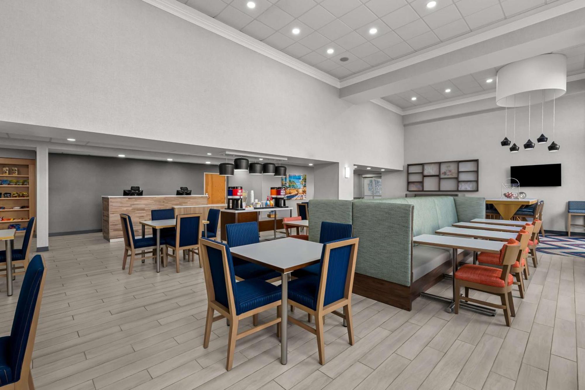 Hampton Inn & Suites Charlotte-Airport Eksteriør bilde
