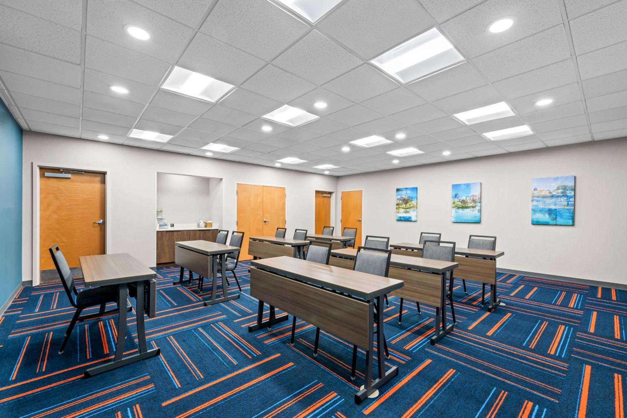Hampton Inn & Suites Charlotte-Airport Eksteriør bilde